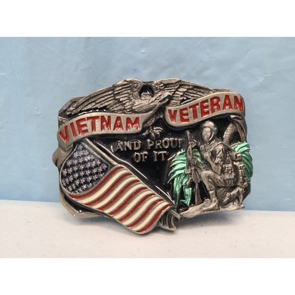 VTG Vietnam Veteran And Proud Of It Belt Buckle Enamel Great American Buckle Co - Picture 1 of 3